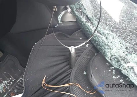 2011 Nissan Rogue Sv z USA, uszkodzony, nr VIN JN8AS5MT7BW190108